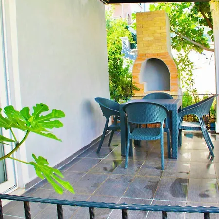 Aloanda Holiday House With Swimming Pool Tatil Evi